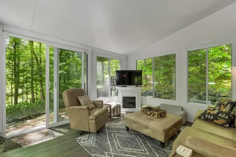 262 High Country Way Holderness NH 03245