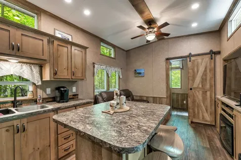 262 High Country Way Holderness NH 03245