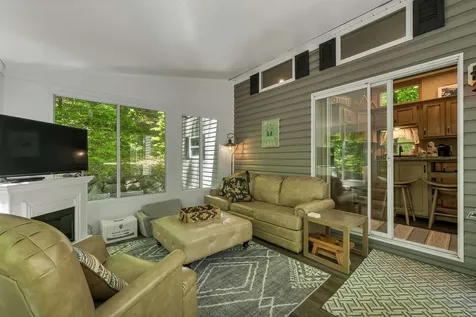 262 High Country Way Holderness NH 03245
