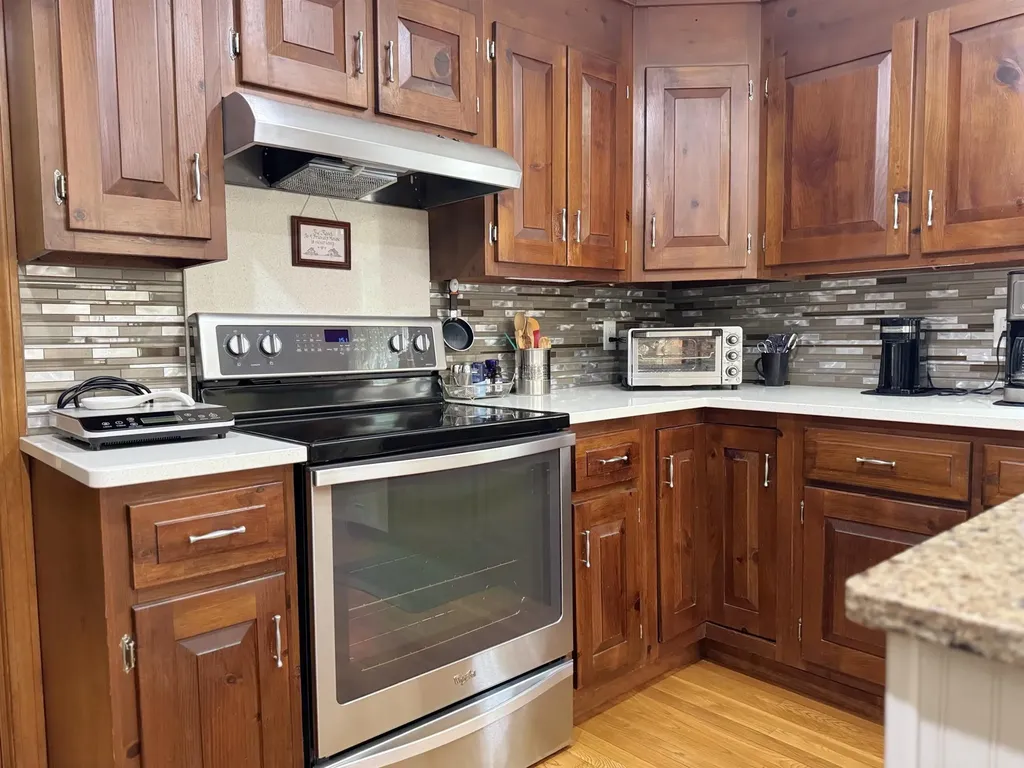 4 Riverwood Road Kingston NH 03848