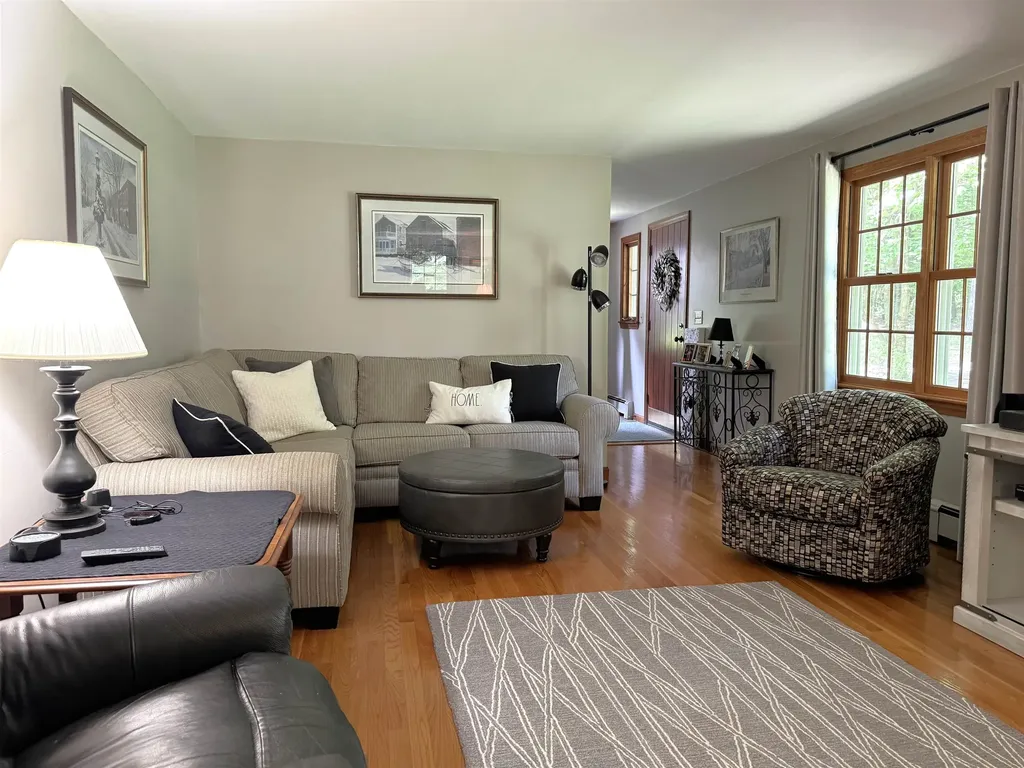 4 Riverwood Road Kingston NH 03848