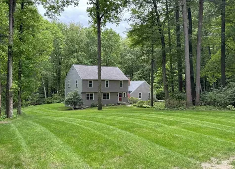 4 Riverwood Road Kingston NH 03848