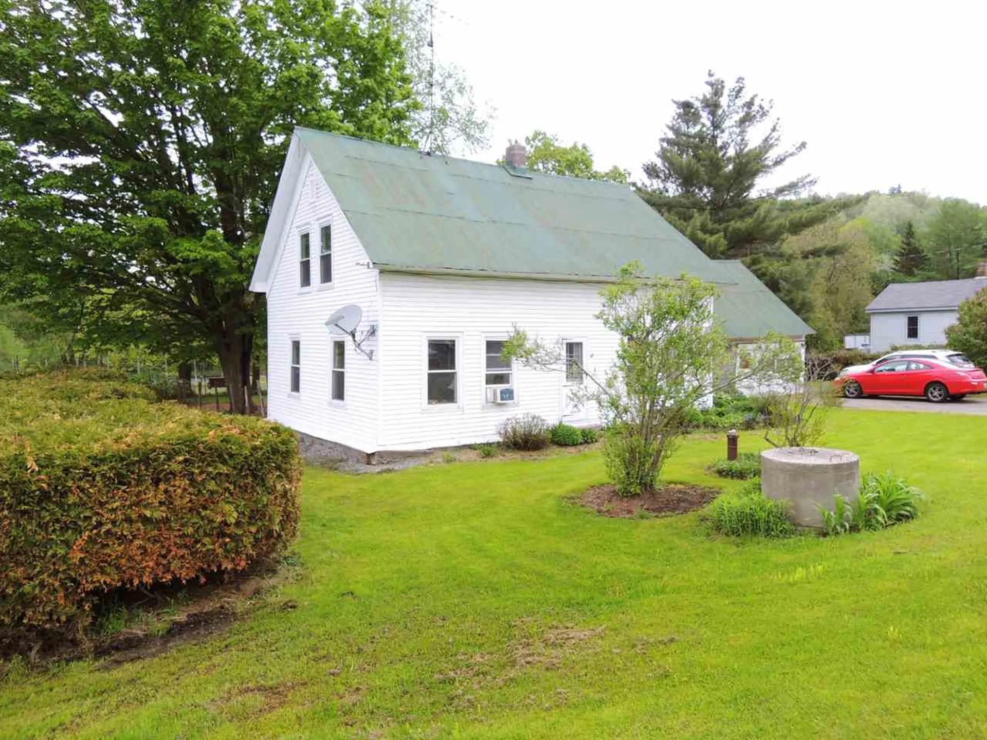 949 Vt Route 105 Charleston VT 05872