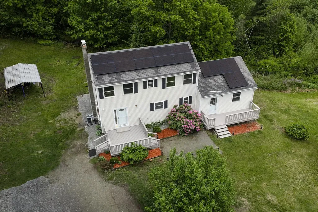 162 Hodgdon Road Weare NH 03281