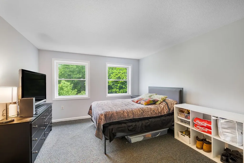 162 Hodgdon Road Weare NH 03281