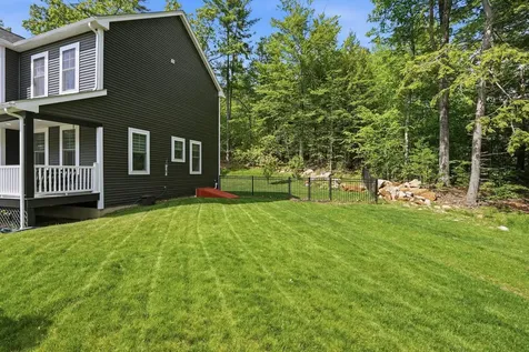 47 Indian Rock Road Bedford NH 03110