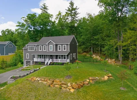 47 Indian Rock Road Bedford NH 03110