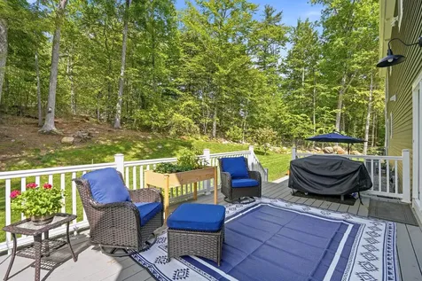 47 Indian Rock Road Bedford NH 03110