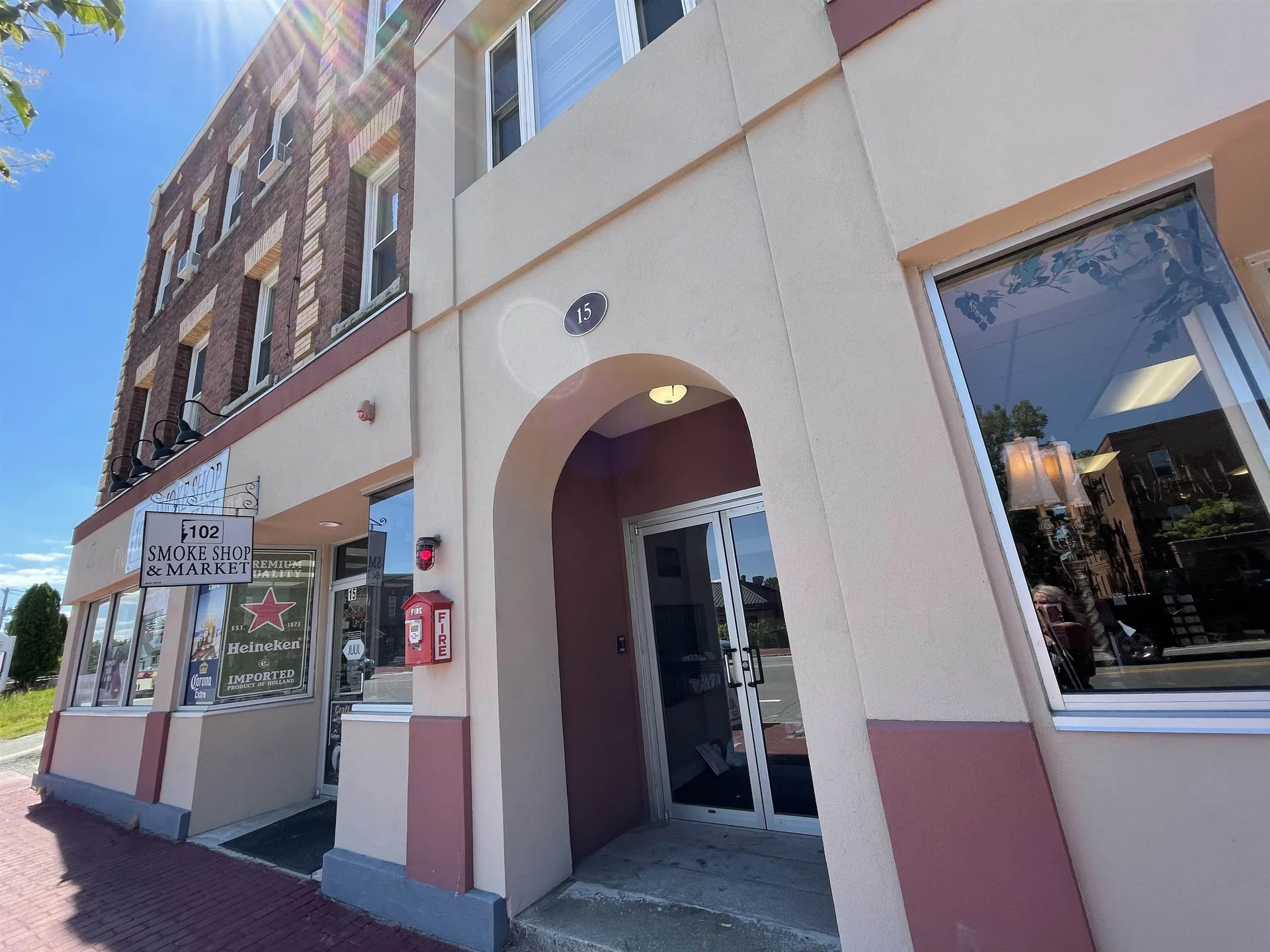 15 West Broadway Street Derry NH 03038