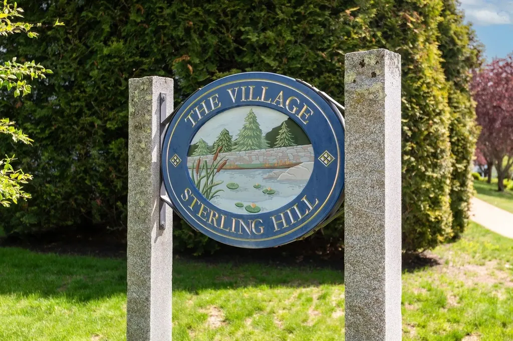5 Sterling Hill Lane Exeter NH 03833