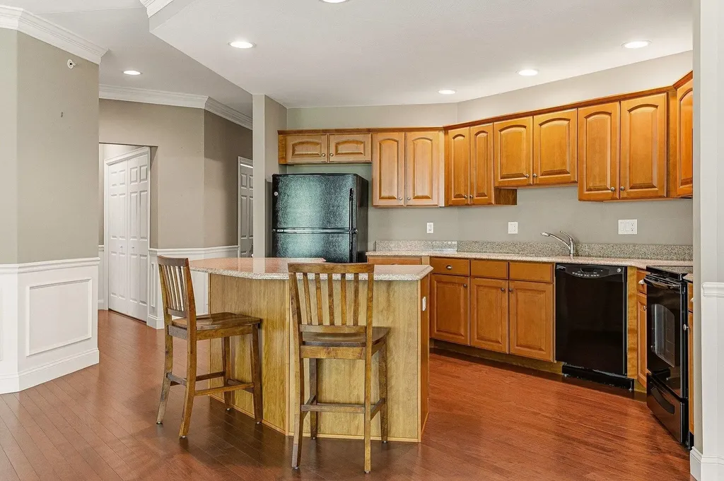 5 Sterling Hill Lane Exeter NH 03833