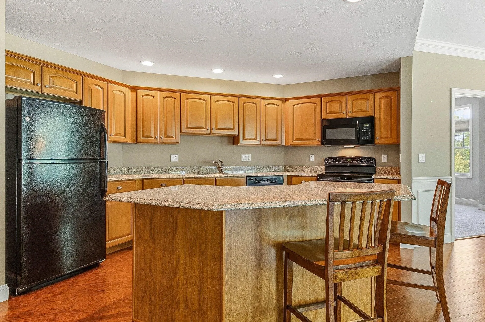 5 Sterling Hill Lane Exeter NH 03833