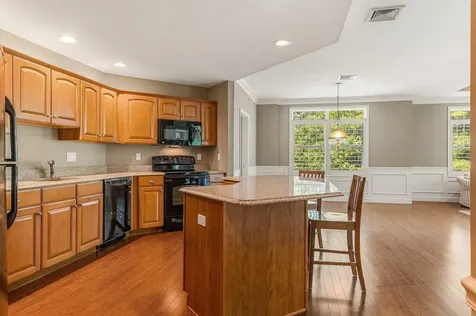 5 Sterling Hill Lane Exeter NH 03833