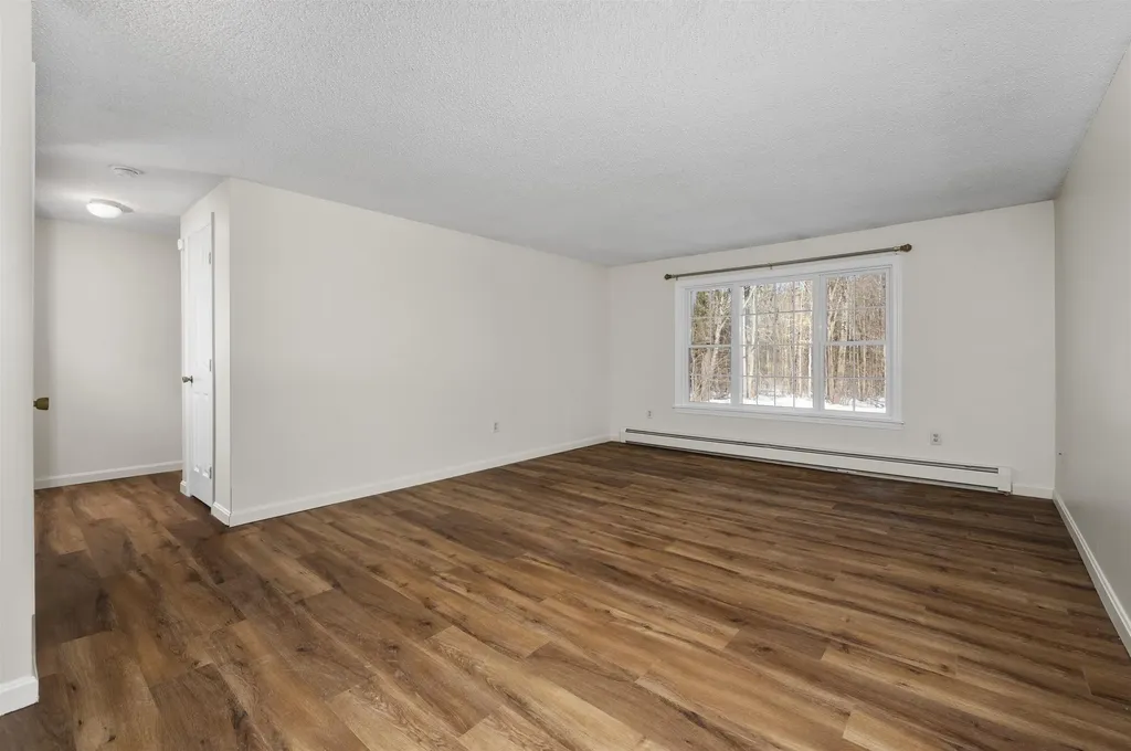 50 Brookside Drive Exeter NH 03833
