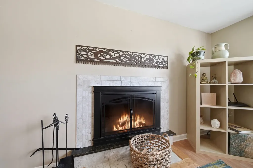 24 Jennifer Drive Nashua NH 03062