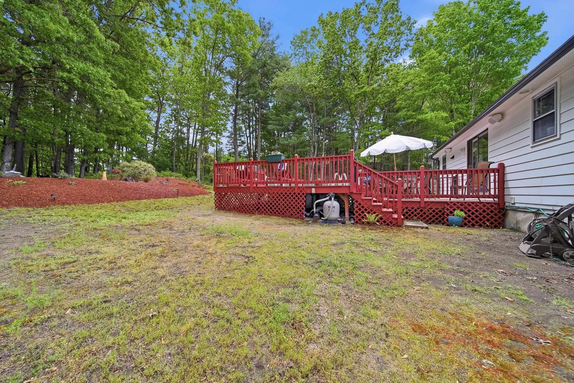 24 Jennifer Drive Nashua NH 03062
