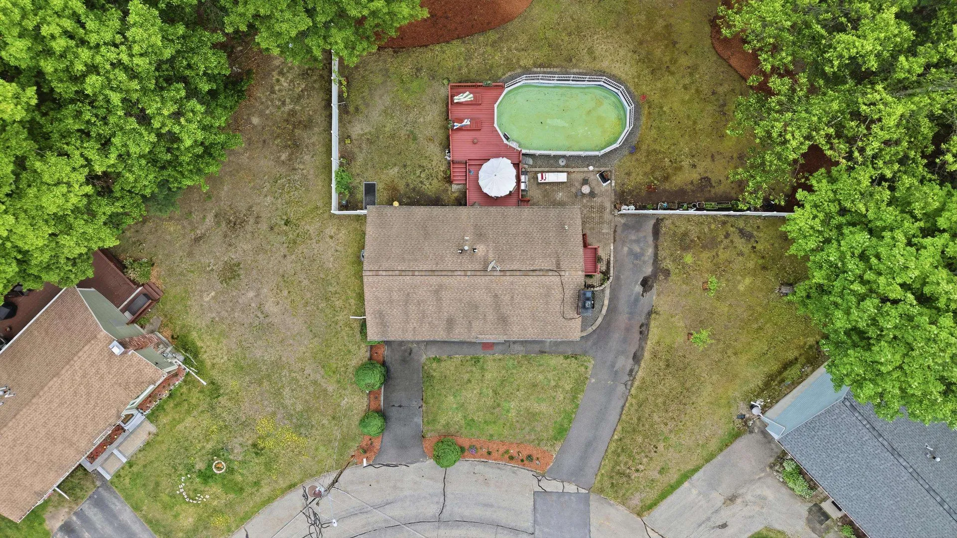 24 Jennifer Drive Nashua NH 03062