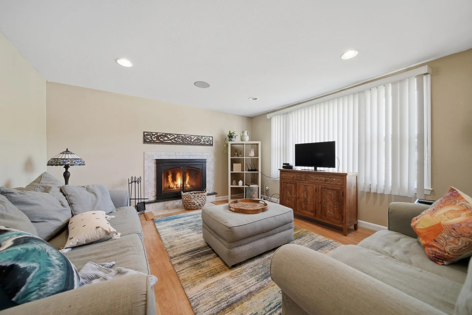24 Jennifer Drive Nashua NH 03062