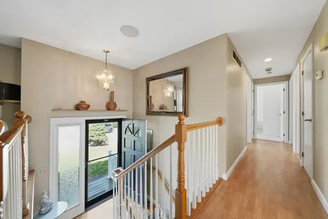 24 Jennifer Drive Nashua NH 03062