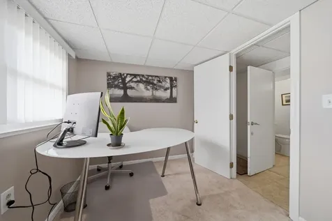 24 Jennifer Drive Nashua NH 03062