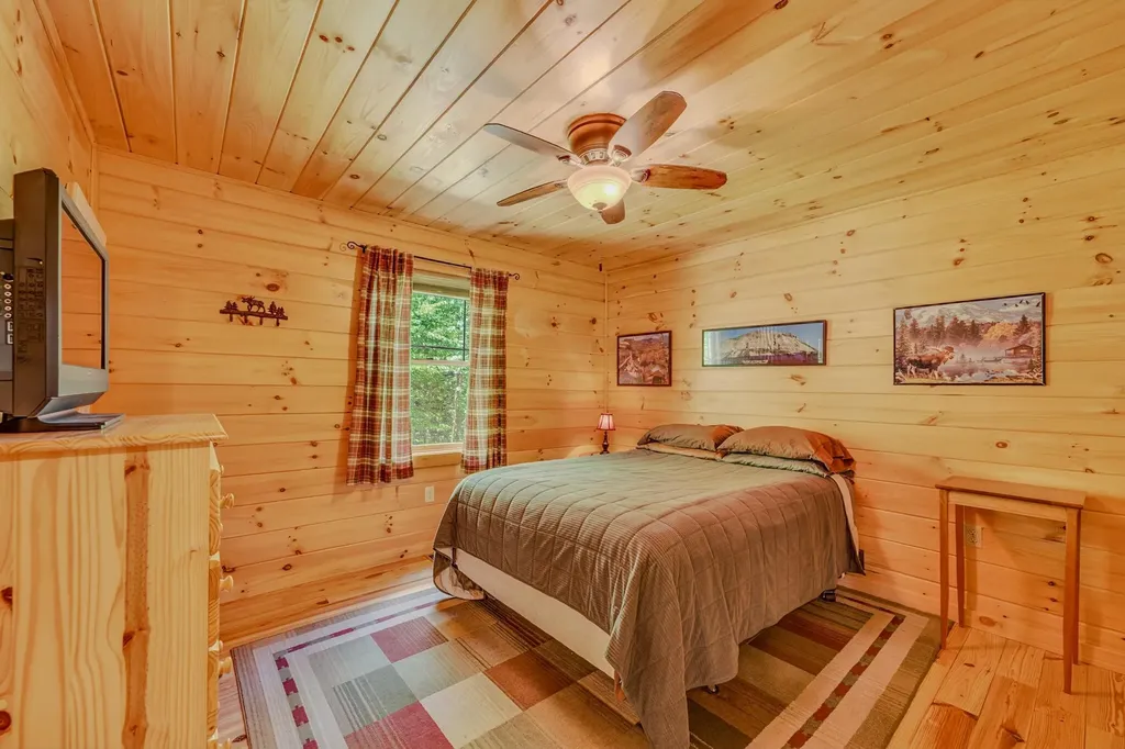 1560 Cherry Valley Road Bethlehem NH 03574