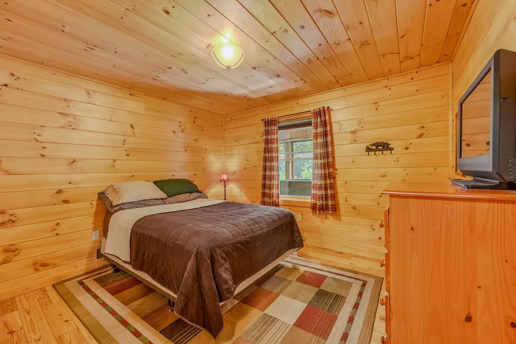 1560 Cherry Valley Road Bethlehem NH 03574