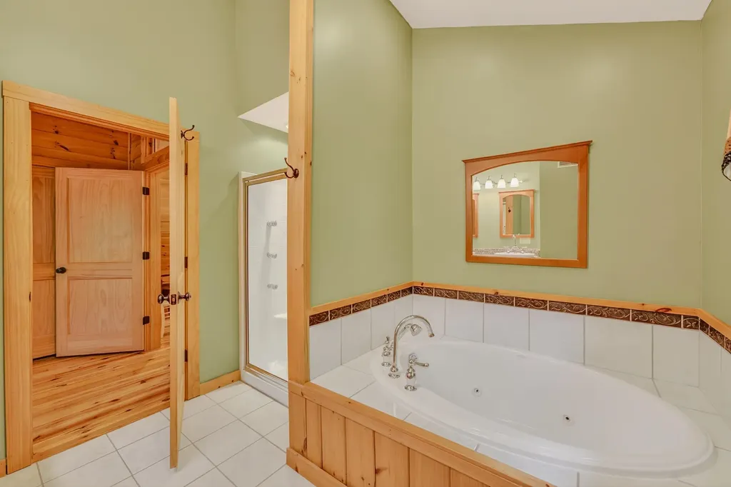 1560 Cherry Valley Road Bethlehem NH 03574