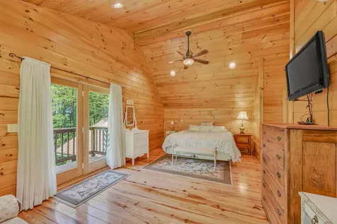 1560 Cherry Valley Road Bethlehem NH 03574