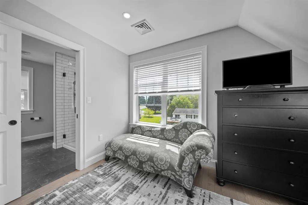36 Ruby Road Portsmouth NH 03801