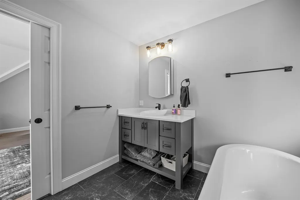 36 Ruby Road Portsmouth NH 03801