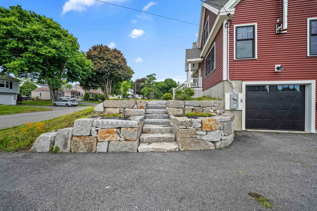 36 Ruby Road Portsmouth NH 03801