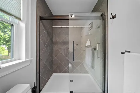 36 Ruby Road Portsmouth NH 03801