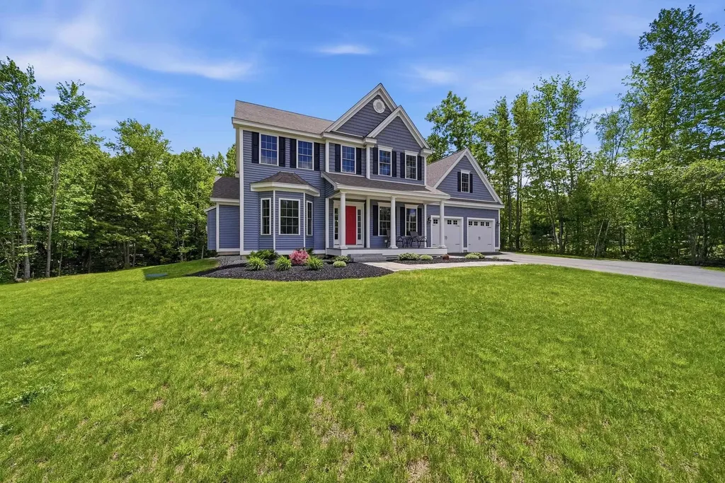 12 Old Mill Lane Hooksett NH 03106