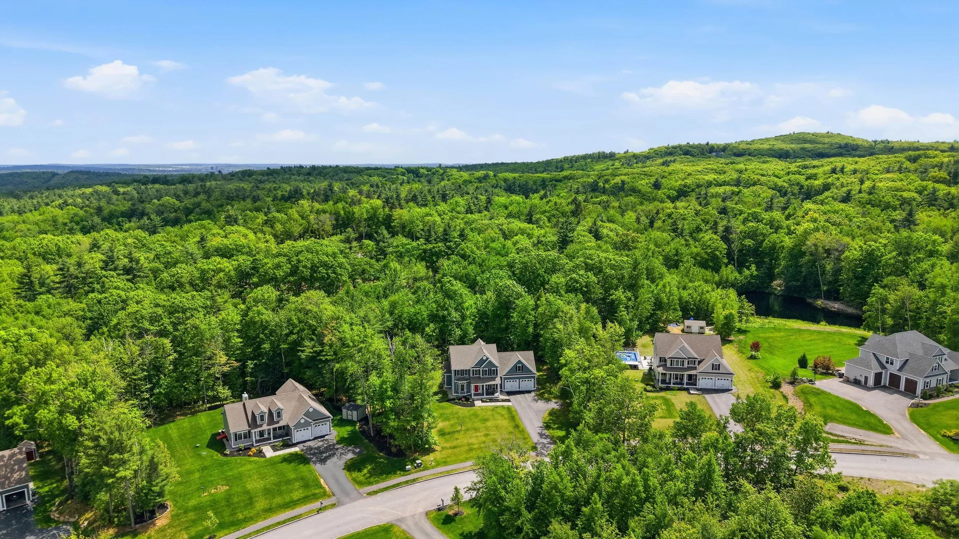 12 Old Mill Lane Hooksett NH 03106