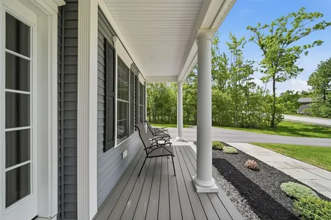12 Old Mill Lane Hooksett NH 03106