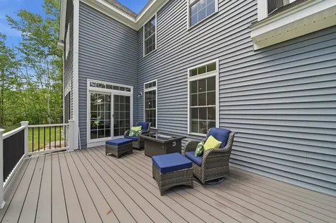 12 Old Mill Lane Hooksett NH 03106