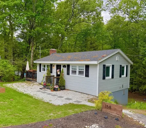 158 Appletree Road Auburn NH 03032