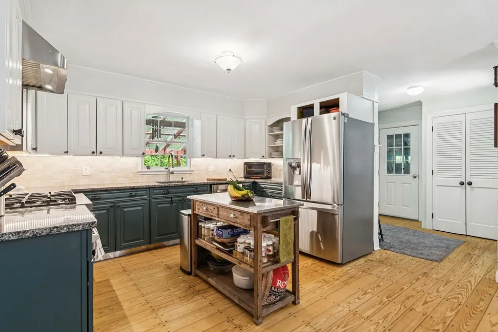 408 Morgan Road Hartford VT 05059