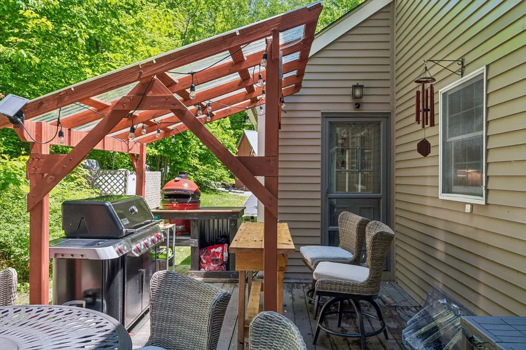 408 Morgan Road Hartford VT 05059