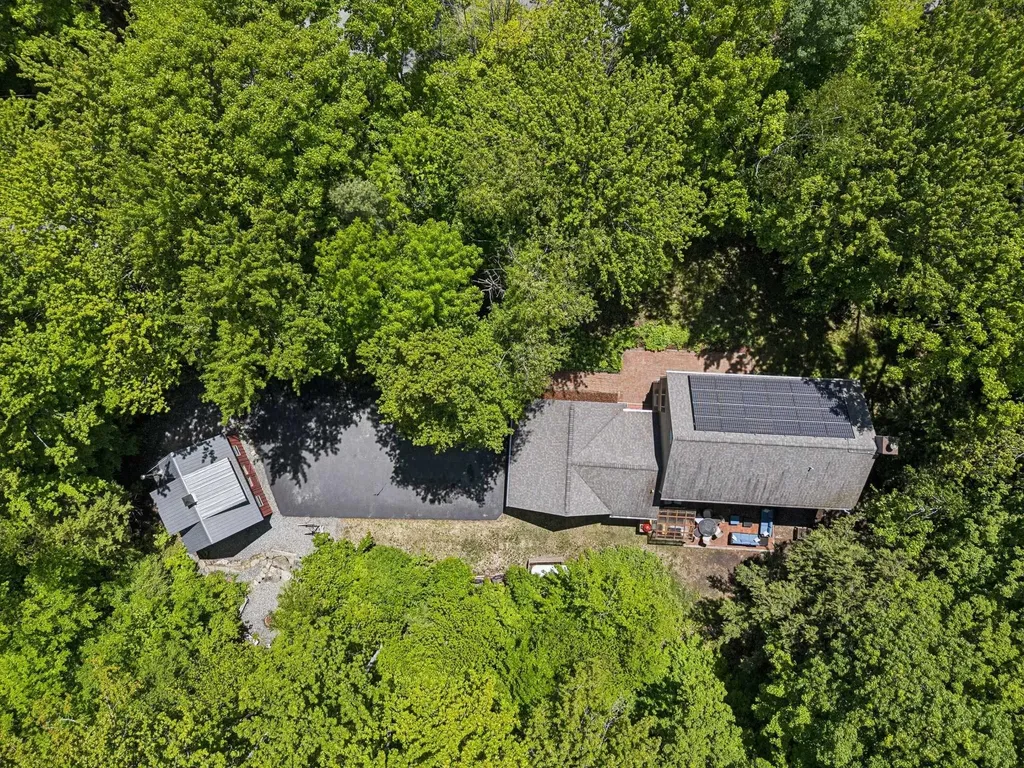 408 Morgan Road Hartford VT 05059