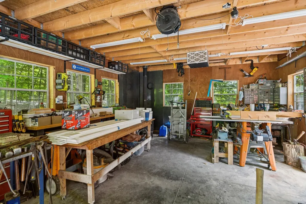 408 Morgan Road Hartford VT 05059