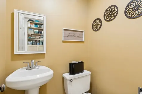 408 Morgan Road Hartford VT 05059