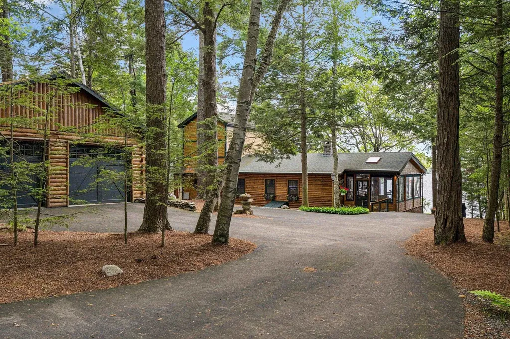 122 Broadside Road Wolfeboro NH 03894