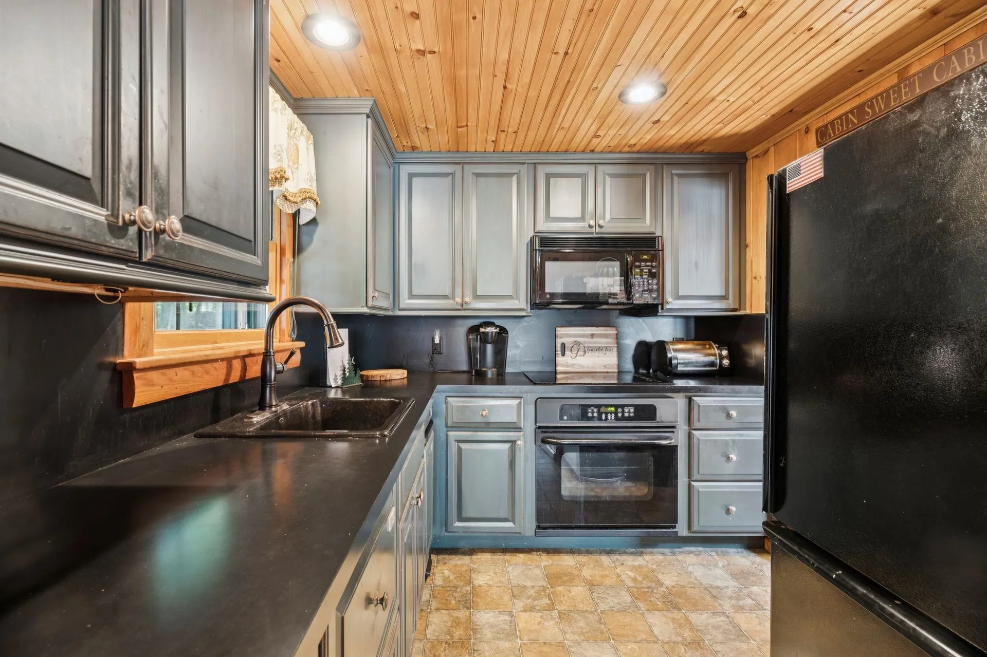 122 Broadside Road Wolfeboro NH 03894