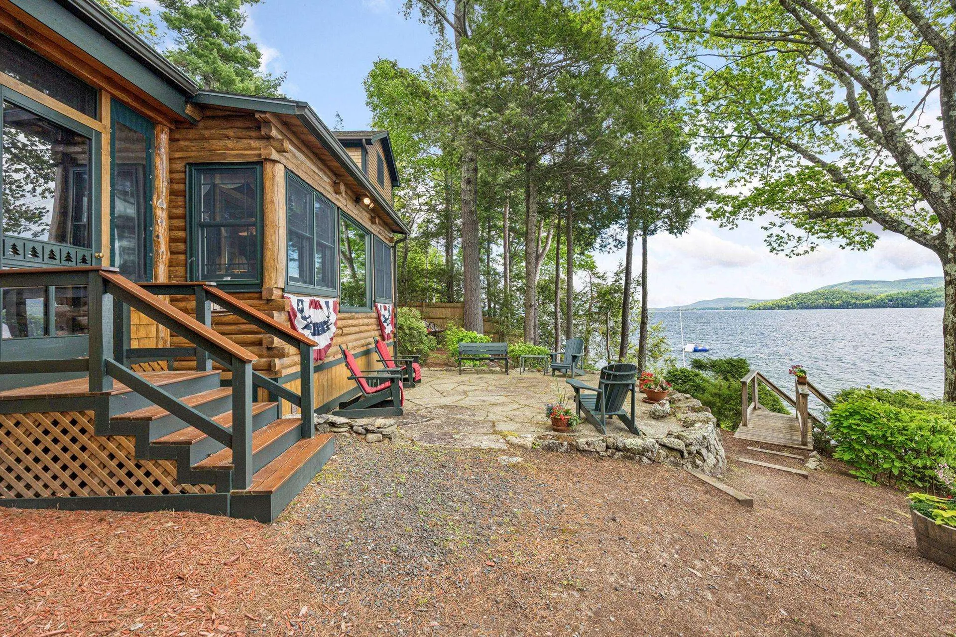122 Broadside Road Wolfeboro NH 03894