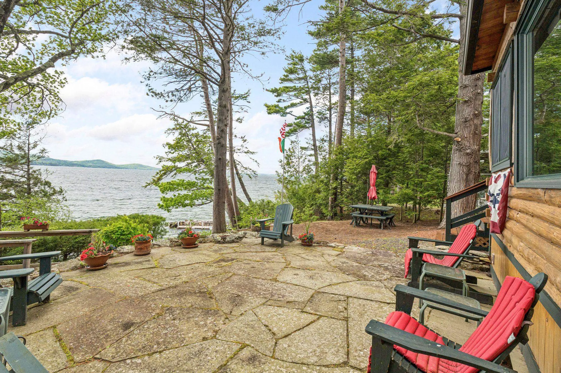 122 Broadside Road Wolfeboro NH 03894