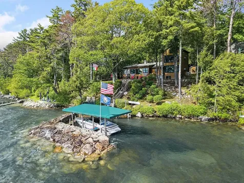 122 Broadside Road Wolfeboro NH 03894