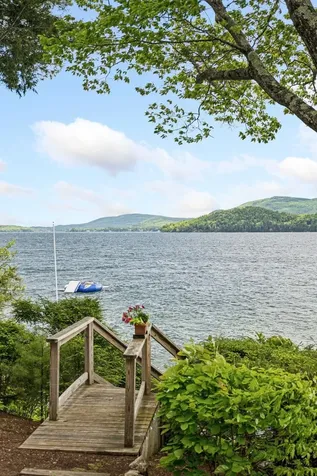 122 Broadside Road Wolfeboro NH 03894