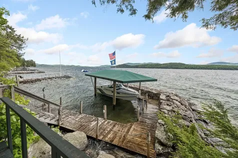 122 Broadside Road Wolfeboro NH 03894