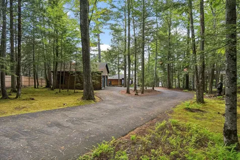 122 Broadside Road Wolfeboro NH 03894